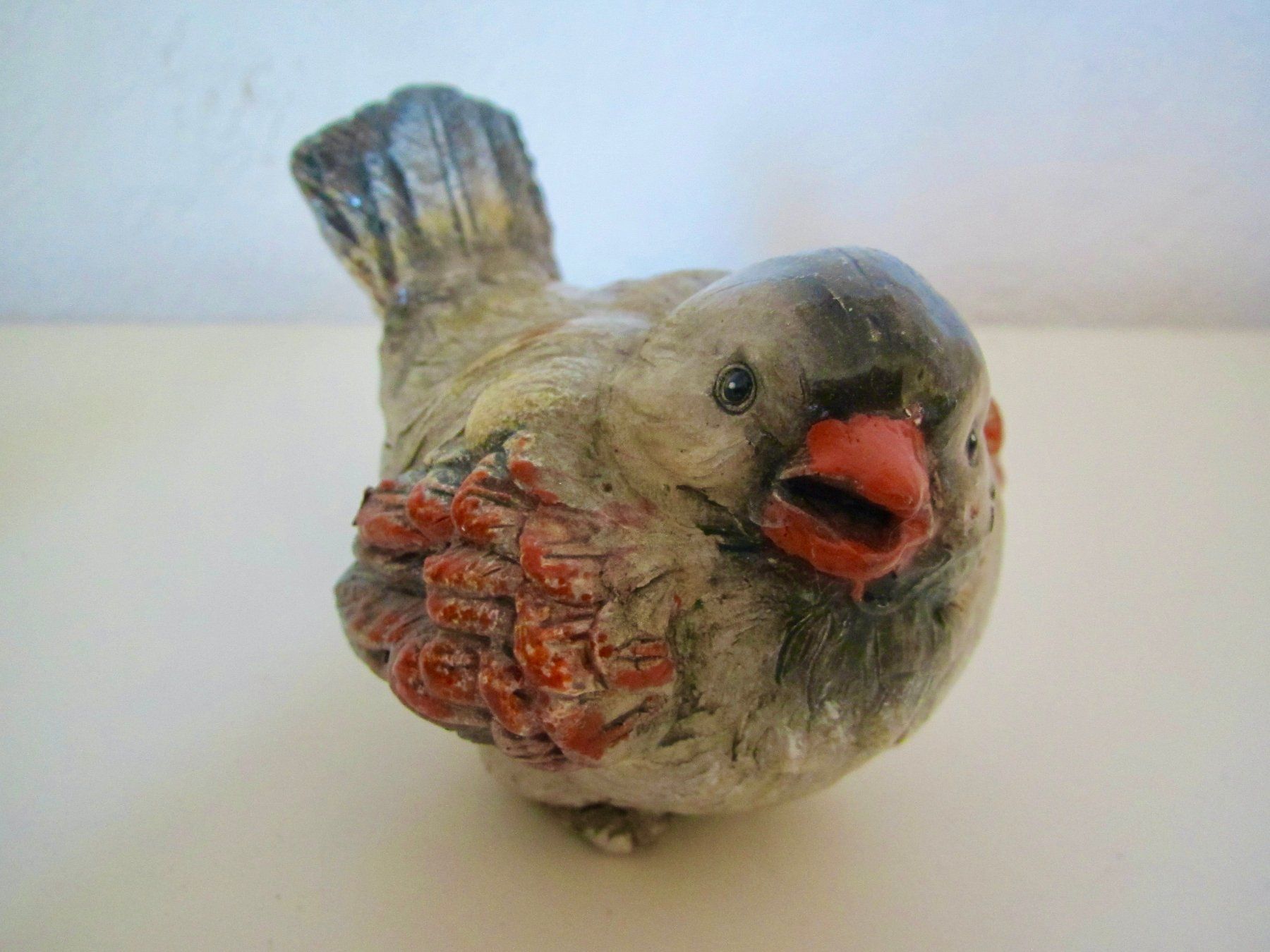 Alle Dekorationen: 4 OISEAUX CERAMIQUE ET POLYRESINE NEUFS – Neu (gemäss Beschreibung) aus Murten von Selliot 6