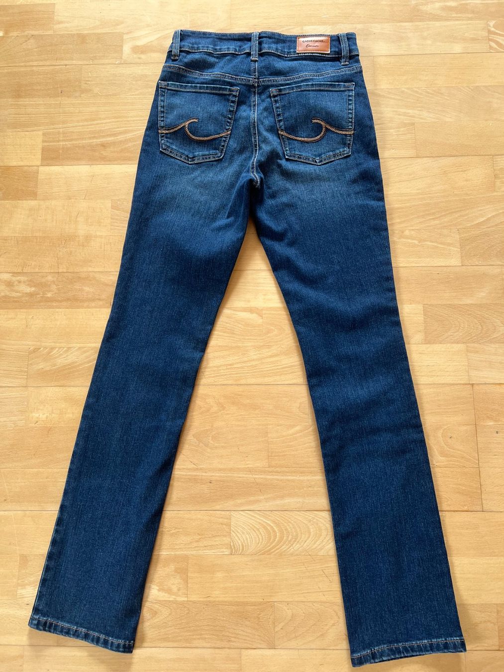 Jeans: Cache Cache Damen Jeans Hose in Gr. 36/38, Blau – Usato da Worb venduto da farben20zauber 1