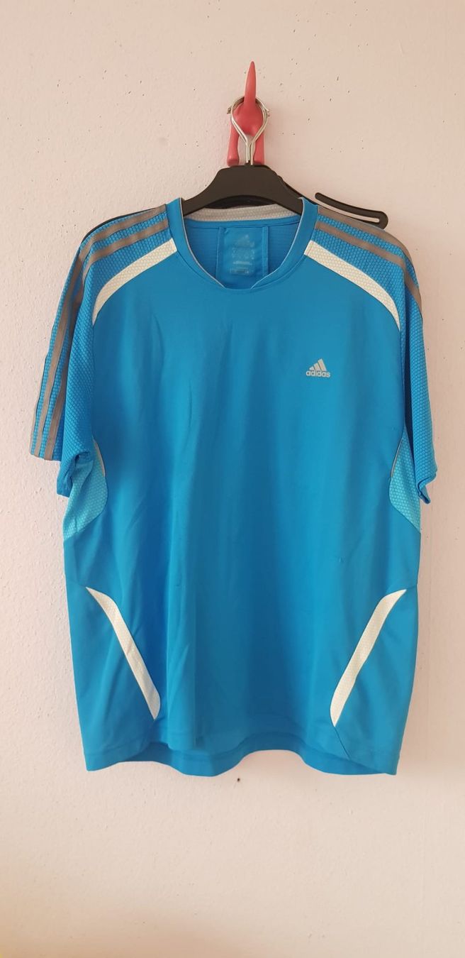 Adidas T-Shirts: Tshirt homme adidas bleu climacool taille L – Gebraucht aus Versoix von aline_b