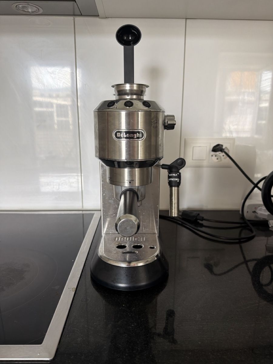 De'Longhi Machines à café & Machines à expresso: DeLonghi siebträger kaffeemaschine – D'occasion à Zürich par ann_h66r
