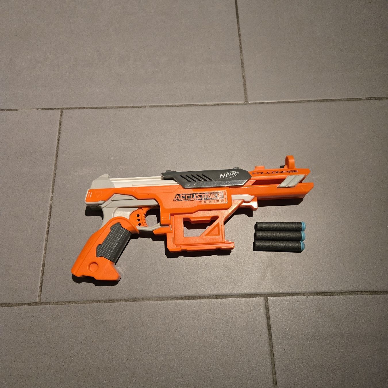 Nerf Spielzeuge: Nerf Blaster Set 4 Modelle mit Darts gebrauchter Zustand – Gebraucht aus GÜMLIGEN von DJ-Jana 5