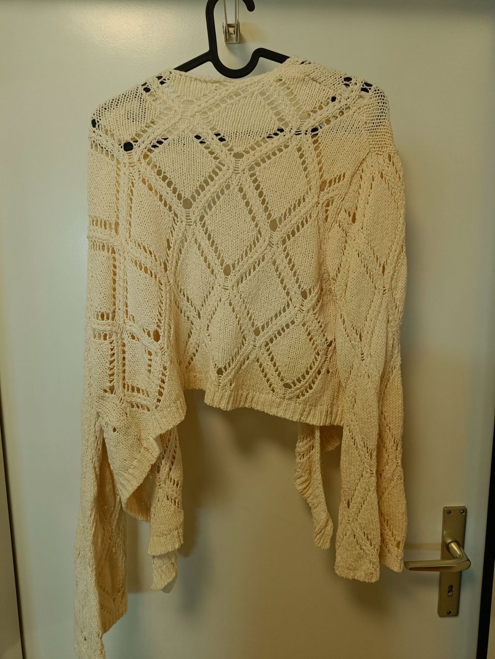 Pull&Bear Jacken: Pull&Bear Strickjäckchen Creme Gr. M | Cozy Chic – Gebraucht aus Zürich von Atelier.Second 4