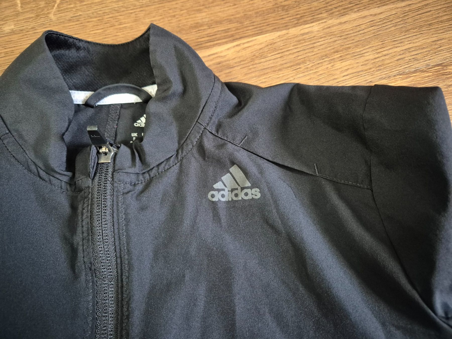 Adidas Jacken: Adidas black light running jacket size S – Gebraucht aus Zürich von monadiederich 2