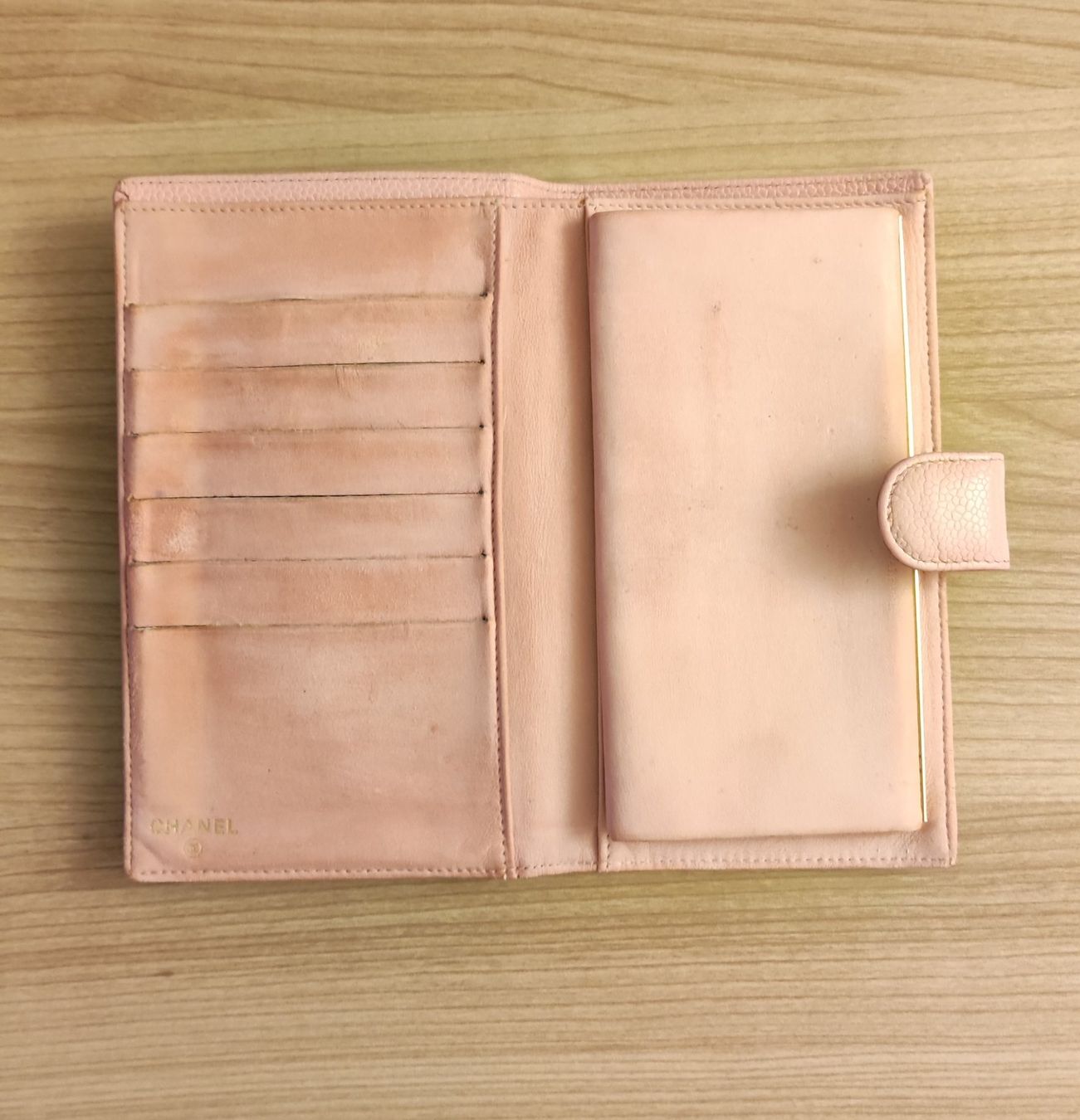 Chanel Portamonete: Chanel Caviar CC long wallet – Usato da Zug venduto da LindaManga 2