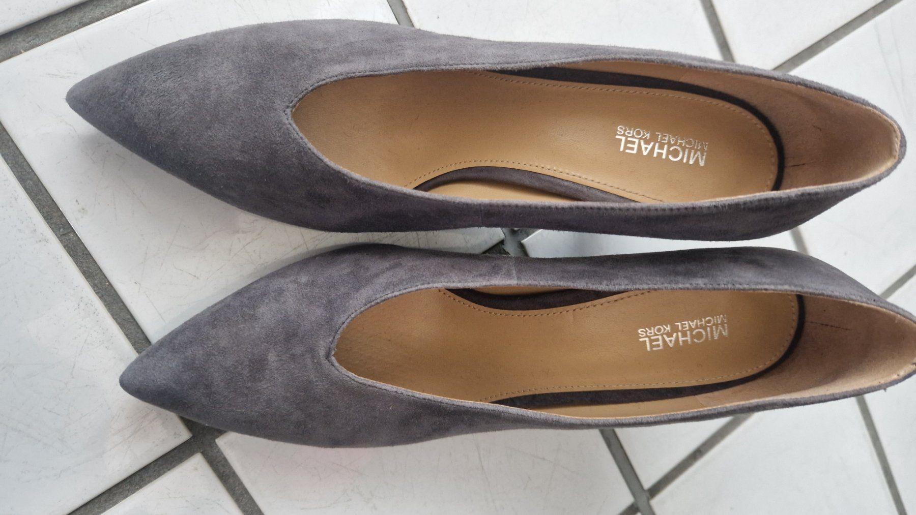 Michael Kors Scarpe da donna: Michael Kors Pumps Grösse 7.5M/EUR 38 – Usato da Kriens venduto da Na_Ro