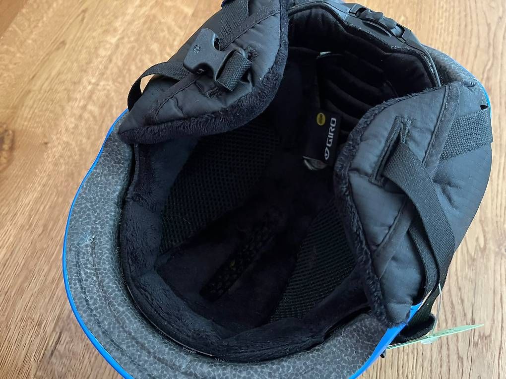 Caschi: Giro Kinder Ski-/Snowboardhelm  – Usato da Herisau venduto da Fitzli19987 2