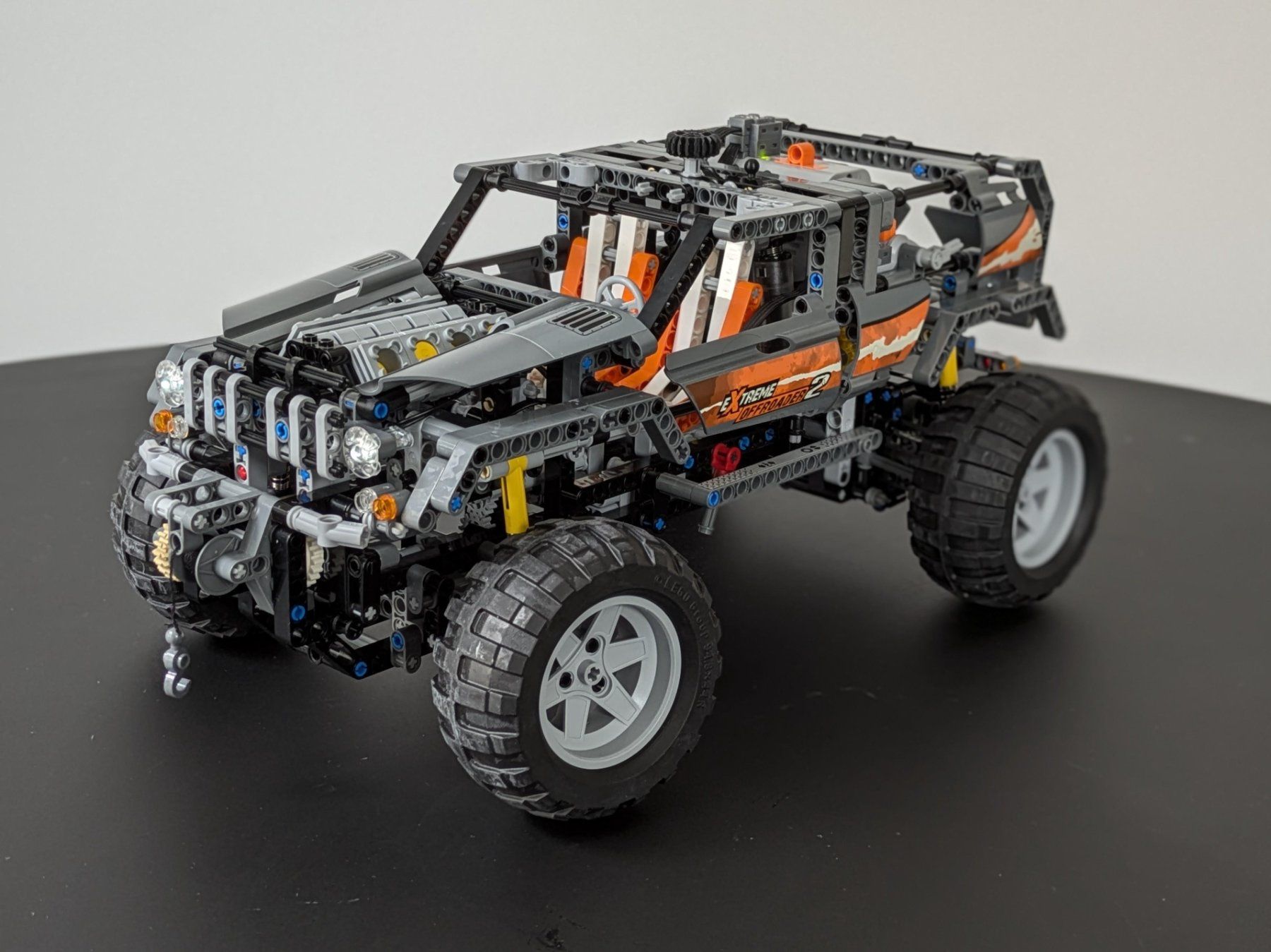 Lego Kit di costruzioni: LEGO TECHNIC 8297 - Off Roader (2008) – Usato da lausanne venduto da searno 2
