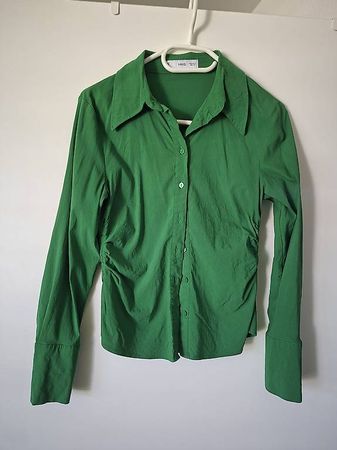 Grüne Bluse von Mango (MNG)  Grösse S