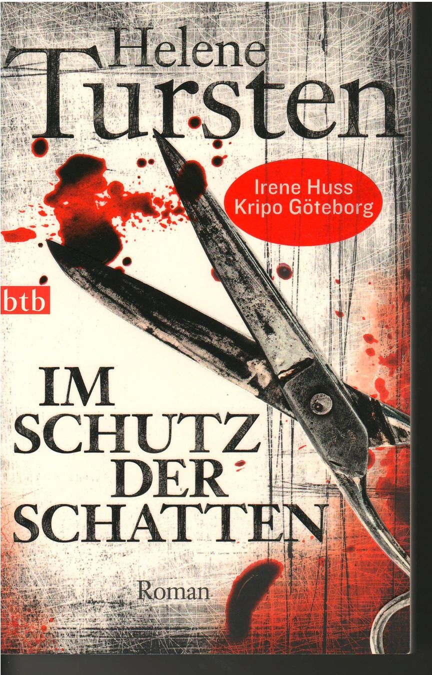 Libri: Helene Tursten  -  Im Schutz der Schatten – Usato da Lyss venduto da Zon