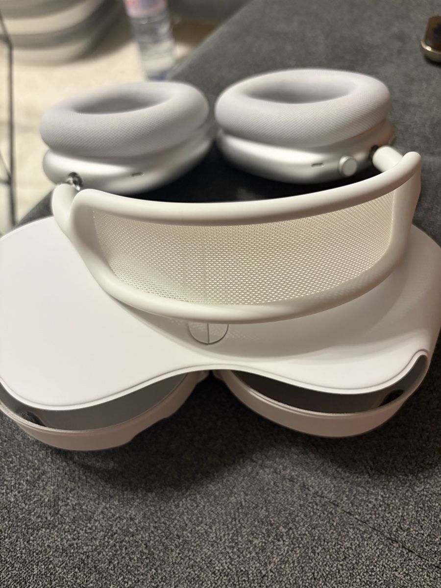 Apple Kopfhörer: Casque Apple AirPods Max Silver – Neu und originalverpackt aus Mannens von fat_db79 3