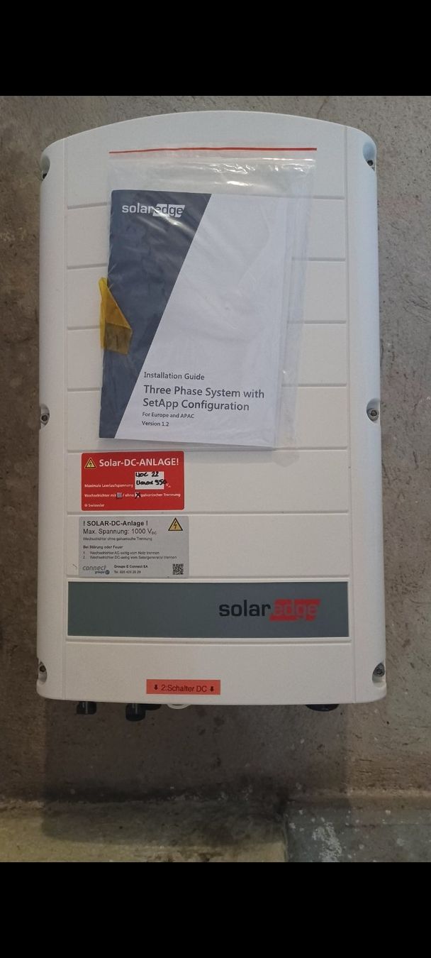 SolarEdge Inverter: Wechselrichter solaredge SE7k 3 Phasig – Usato da Muntelier venduto da Fproduction