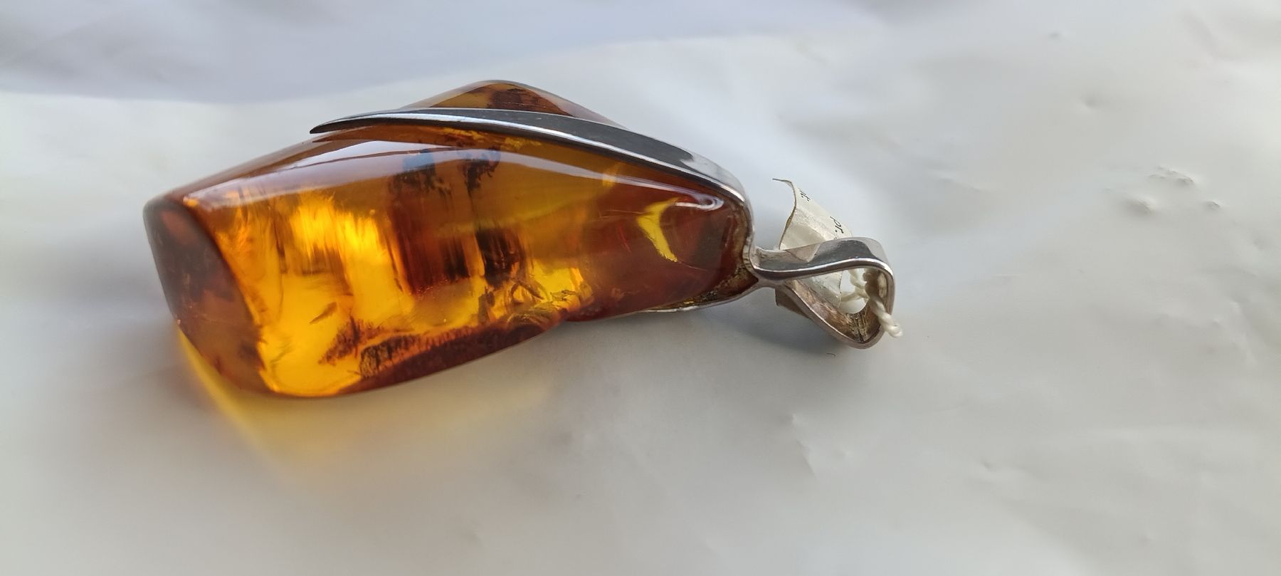 Minerali & Pietre curative: Amber pendant with inclusions sterling silver setting – Nuovo e nell'imballaggio originale da Zürich venduto da cat_9cvz 1
