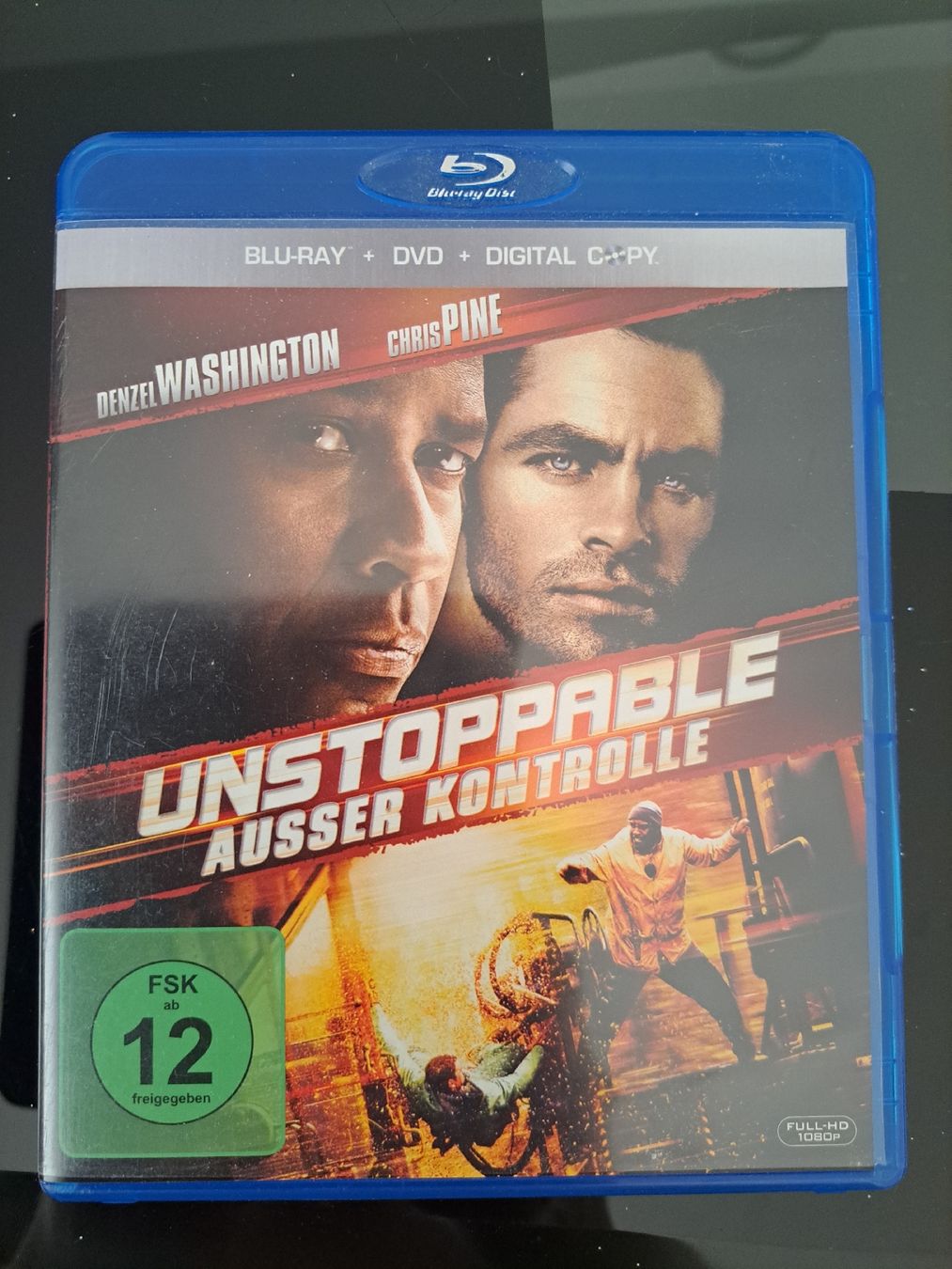 Tutti i DVDs: Unstoppable - Ausser Kontrolle  – Usato da Schüpfen venduto da Sonata85