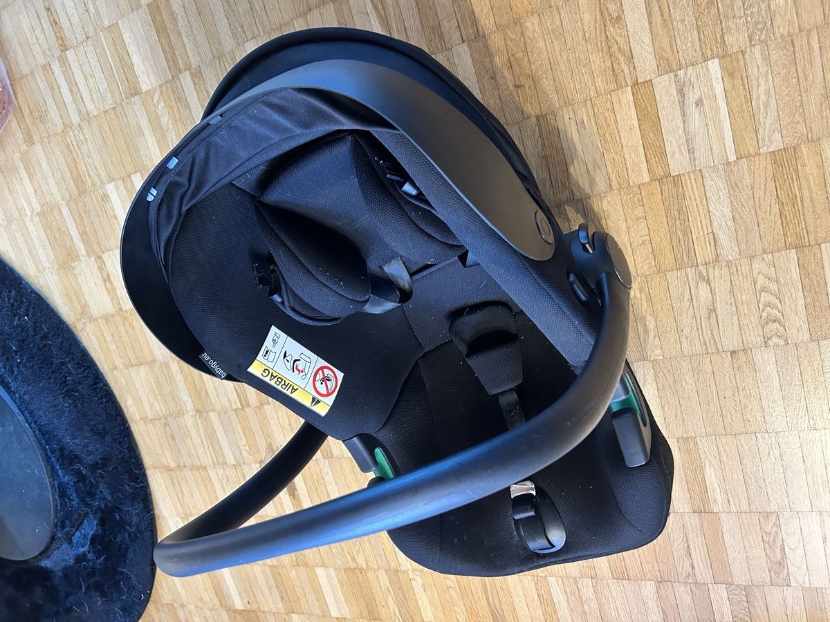 Carrozzine: Kinderwagen Set Wanne/Autoschale/Buggyaufsatz – Usato da Horgen venduto da schalina19 4