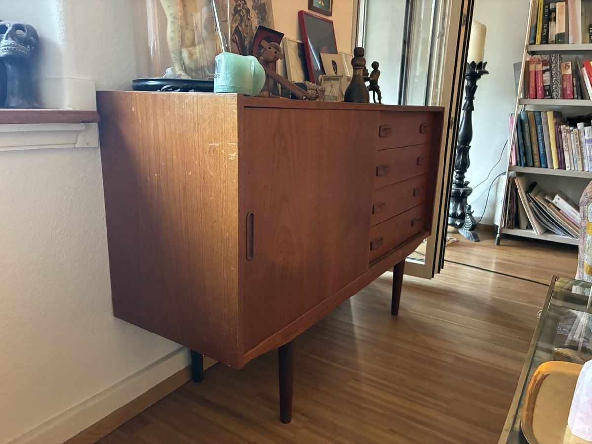 Cassettiere: Vintage teak sideboard – Usato da Zürich venduto da LichtBleibt 3