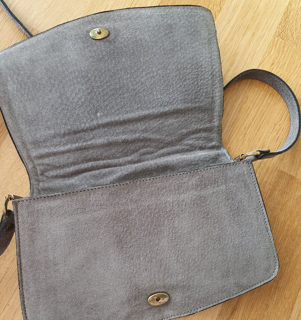 Taschen für Damen: Petit sac en bandoulière – Gebraucht aus Court von Jovi2 4