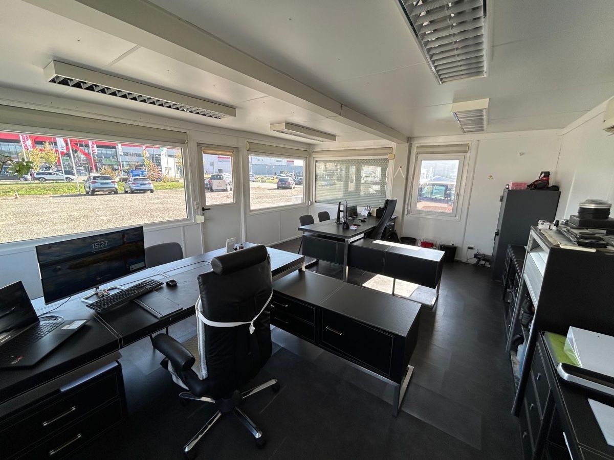 Contenitori edile: Bürocontainer / Verkaufscontainer, Doppelcontainer – Usato da Oftringen venduto da inf_l6jg 8
