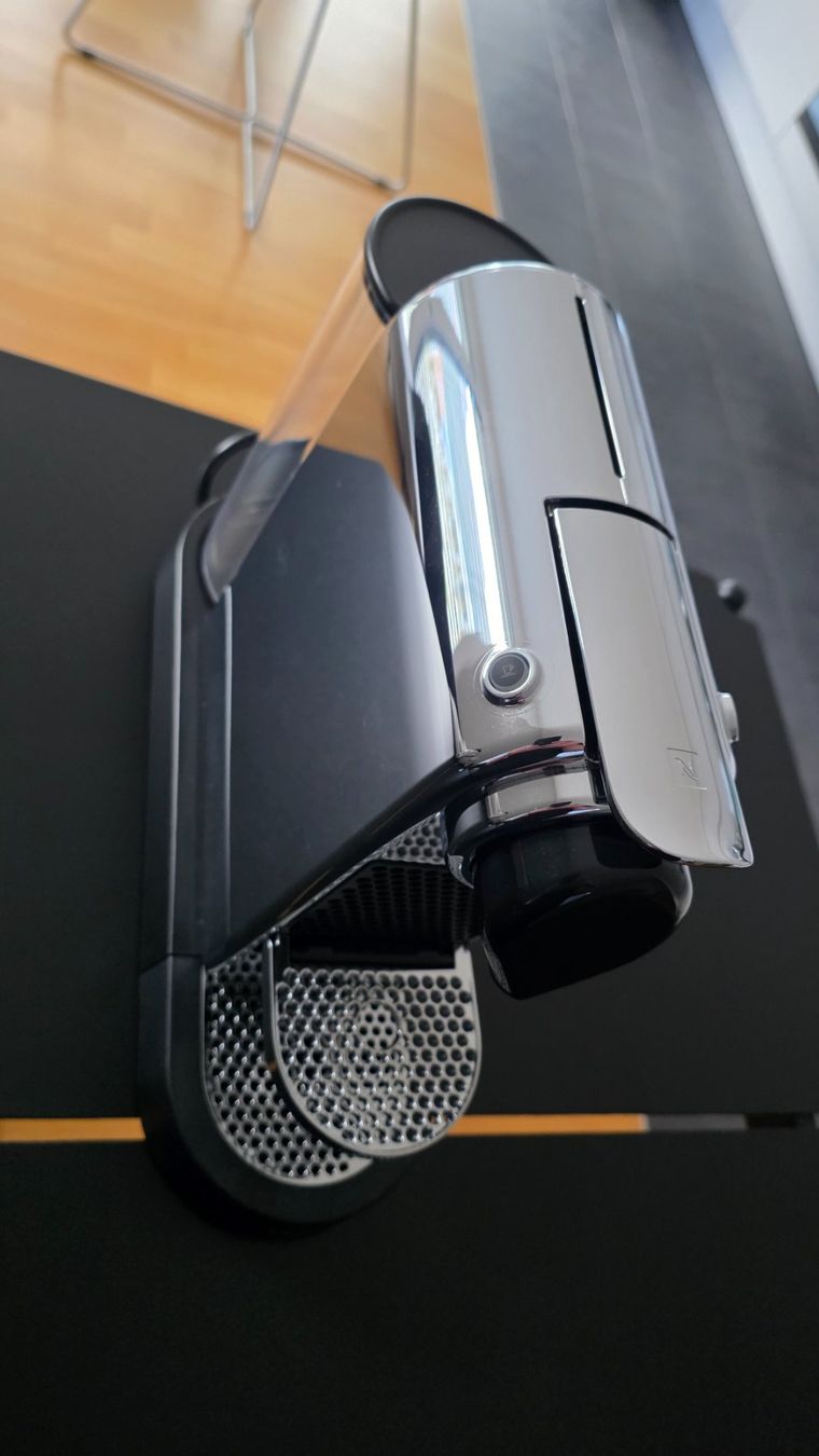 De'Longhi Macchine per caffè & Macchine per espresso: Nespresso Citiz Platinium Kapselsystem Top! – Nuovo (secondo la descrizione) da Näfels venduto da jayjay1968 3