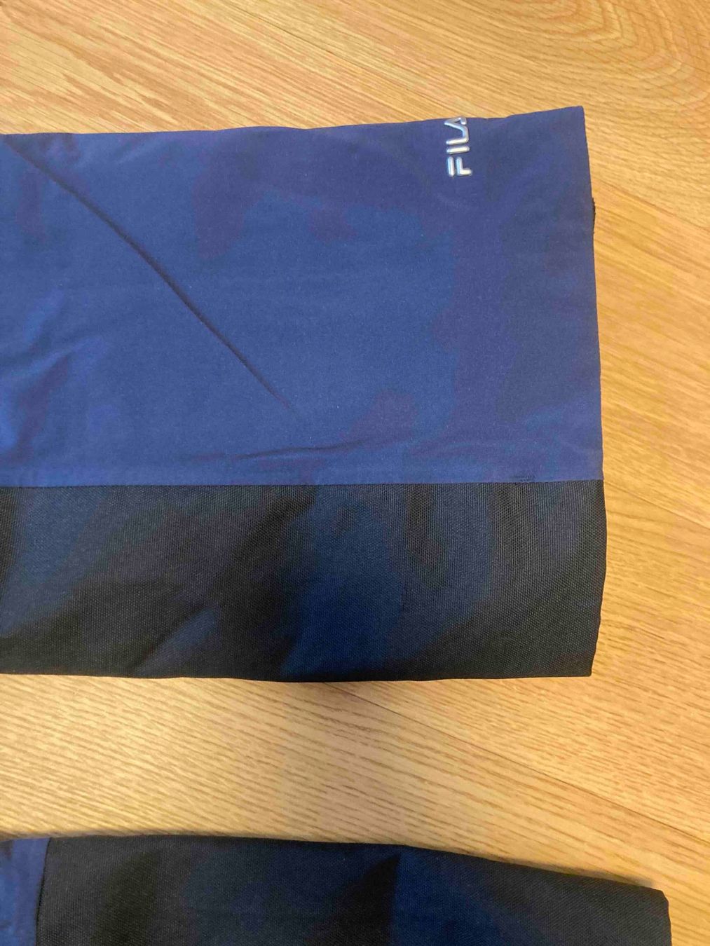 Fila Hosen: Fila Skihose Damen Grösse 36 – Neu und originalverpackt aus Winterthur von phi_hfs7 2
