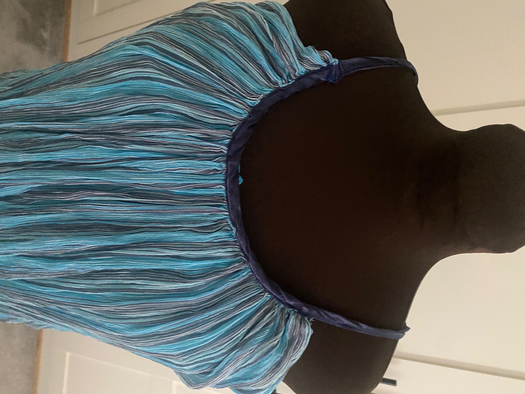 Kleider: Kleid aus Seide – Gebraucht aus Liestal von Goldart 1