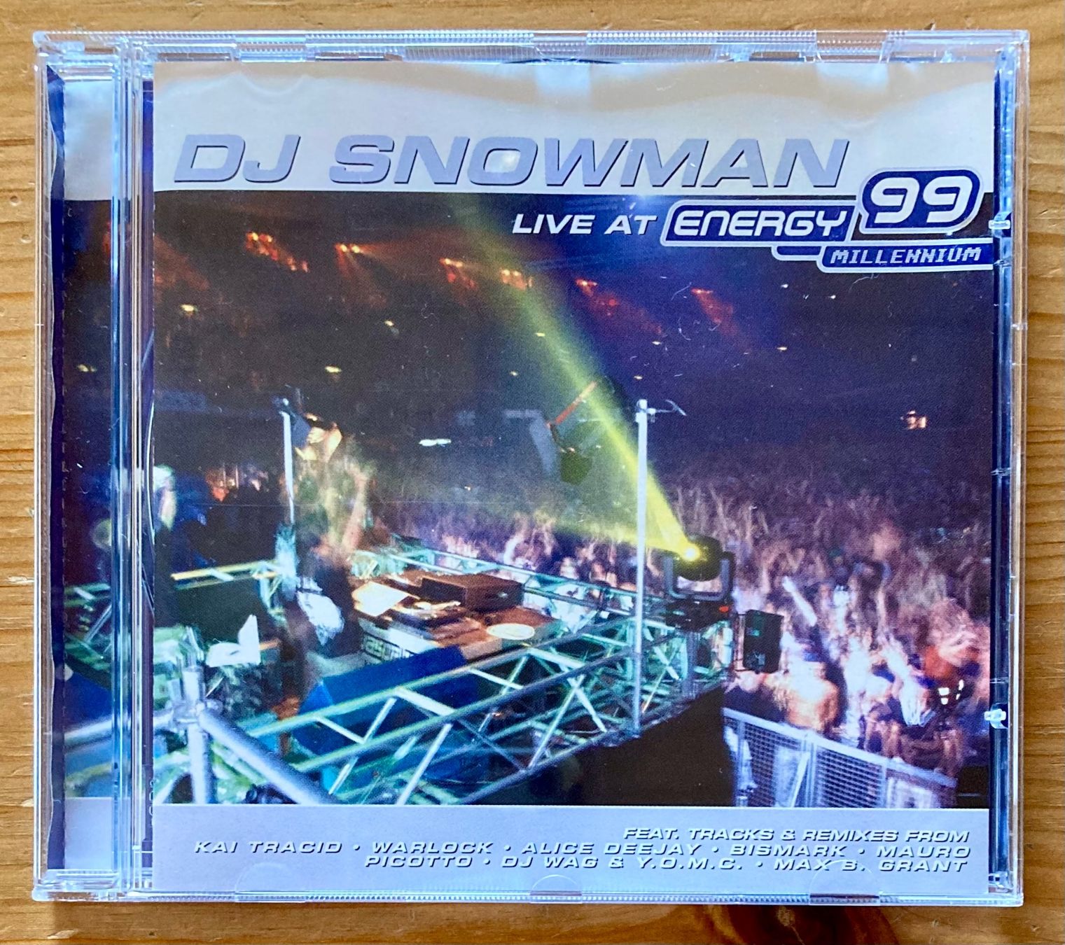 CD: Live at Energy 99 Millenium - DJ Snowman – Usato da Zürich venduto da Djmotionch