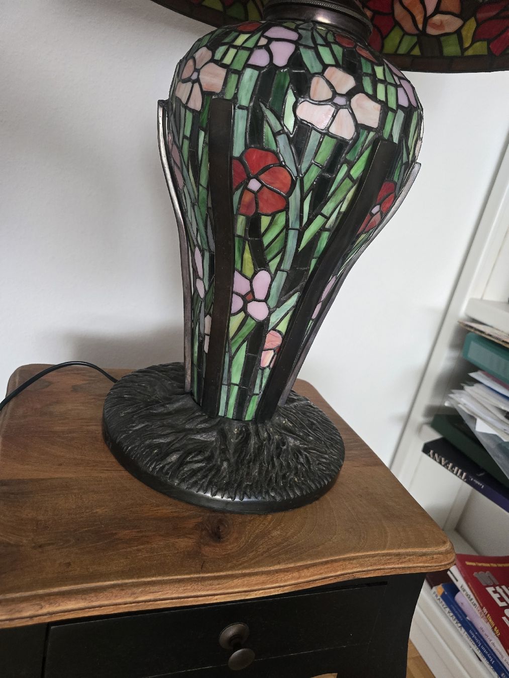 Lampen: Tiffany Lampe mit Blumenmuster  – Gebraucht aus Volketswil von rerererarara 4