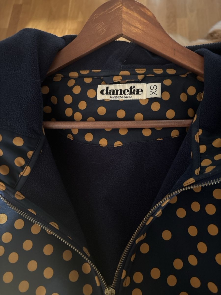 Danefae Vestes: Donna Danefae Trench da pioggia – D'occasion à Basel par lar_qm2r 2