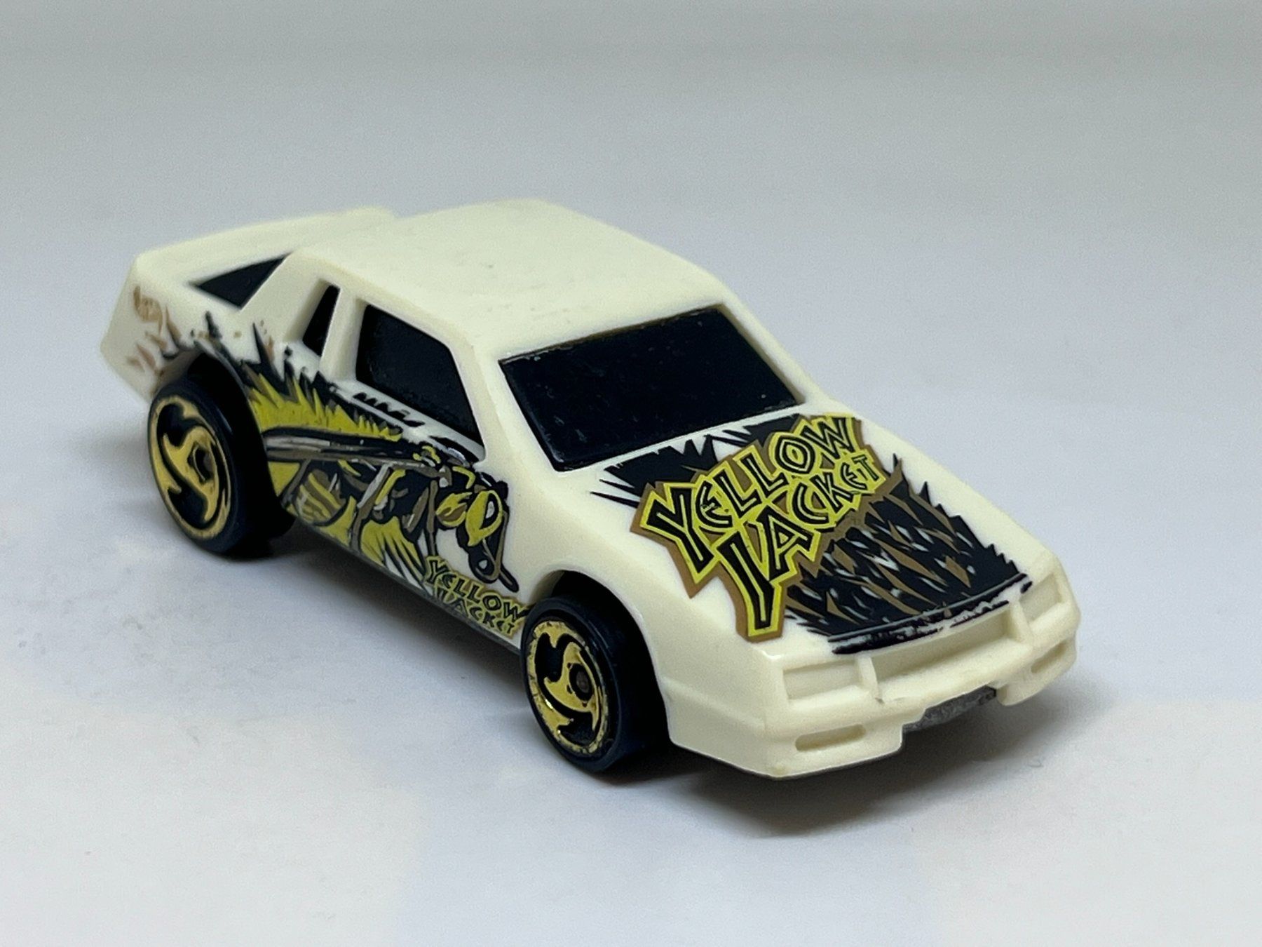 Hot Wheels Voitures modèles: Hot Wheels Chevy Stocker #602 – D'occasion à Wildegg par LaaBoutique