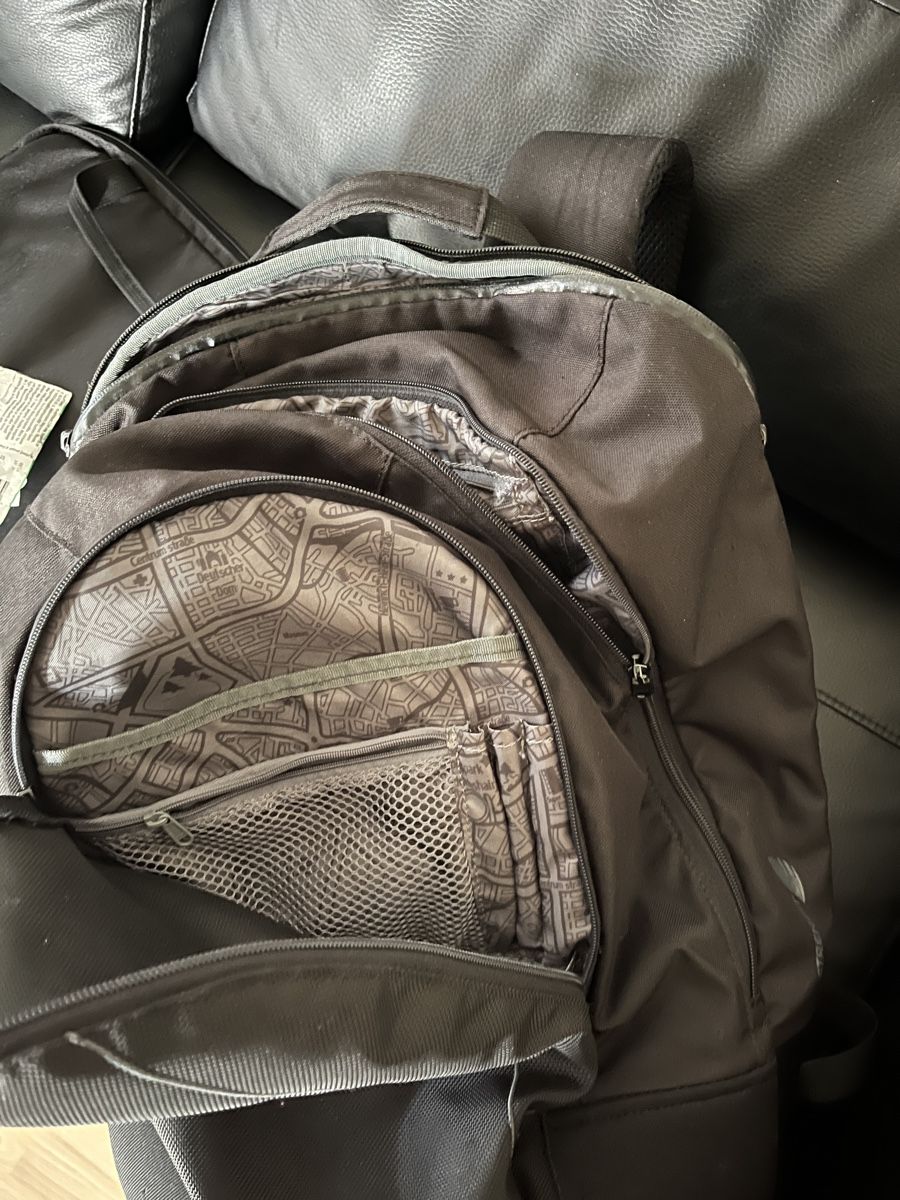 Zaini: New feel strength backpack with laptop bag – Usato da Dietlikon venduto da clf_g9mp 4