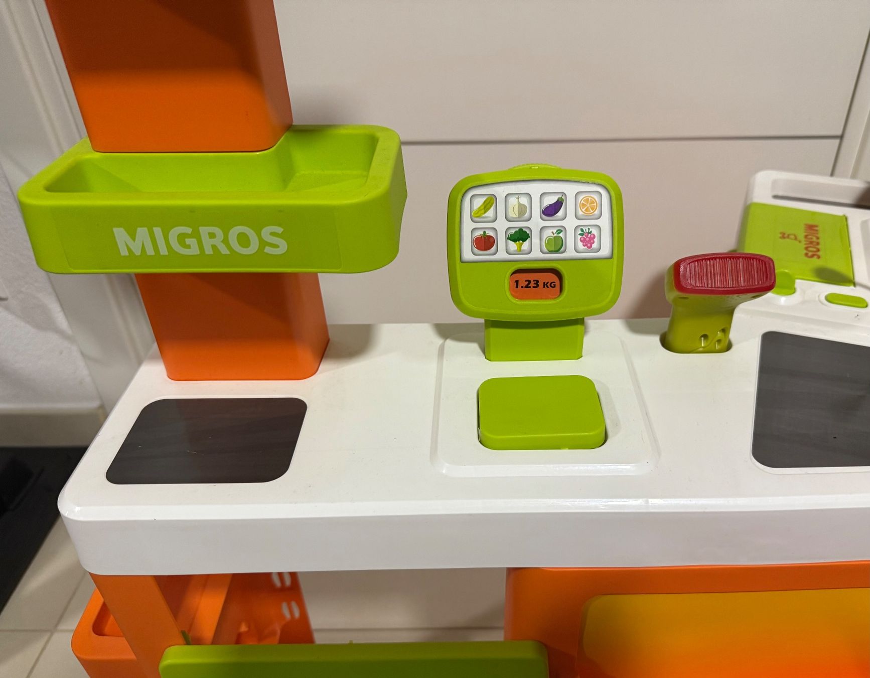Migros Spielzeuge: Migros-Kinder Station + Kasse + Zubehör – Gebraucht aus Contone von Chaos76 4