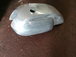 Yamaha Suzuki kawa rennen course tank aluminium