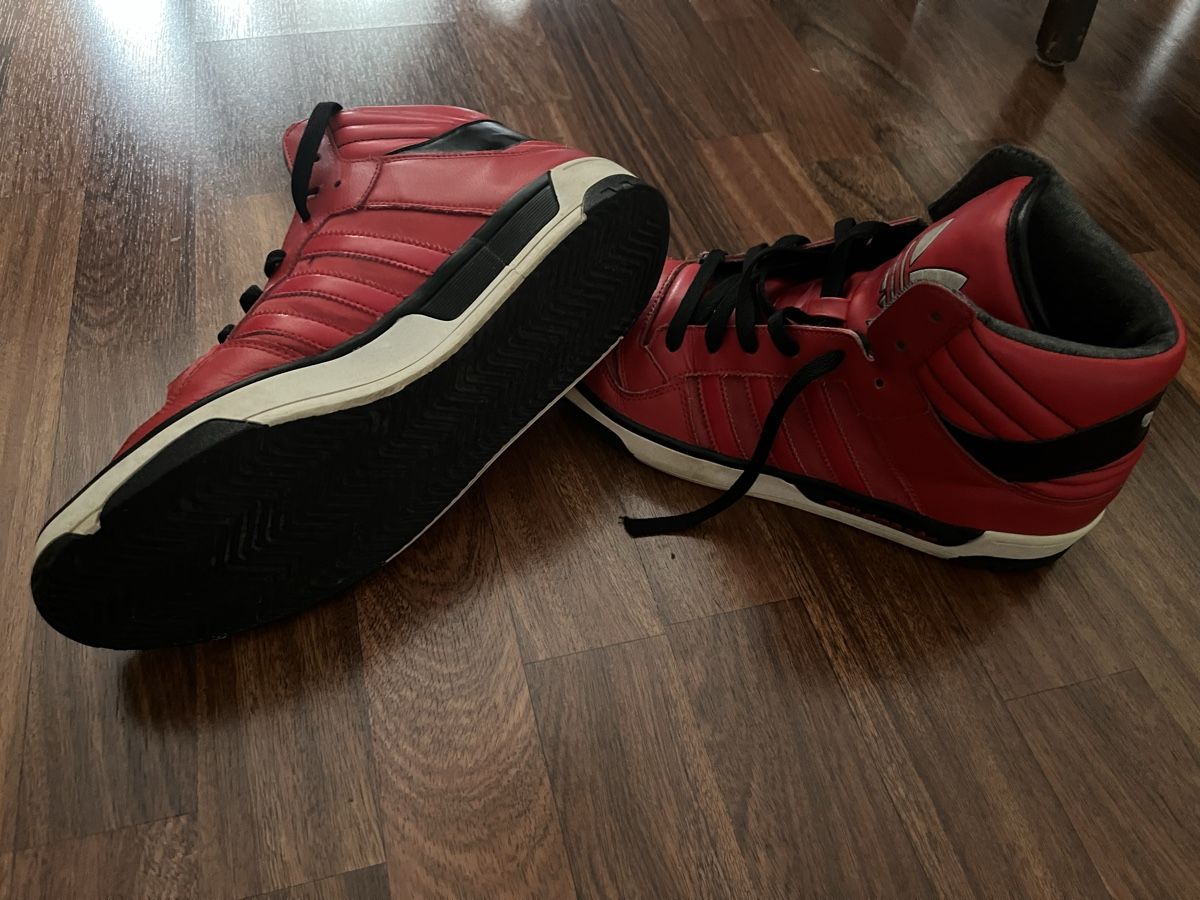 Adidas Chaussures hommes: Sneaker von Adidas – D'occasion à Hergiswil NW par andyjost 2