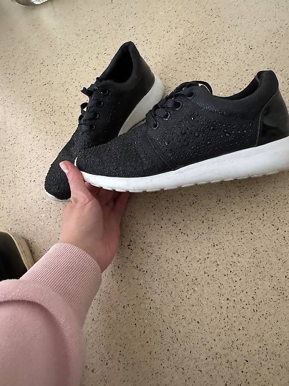 Damenschuhe: sneakers – Gebraucht aus Thalwil von doreen05 1