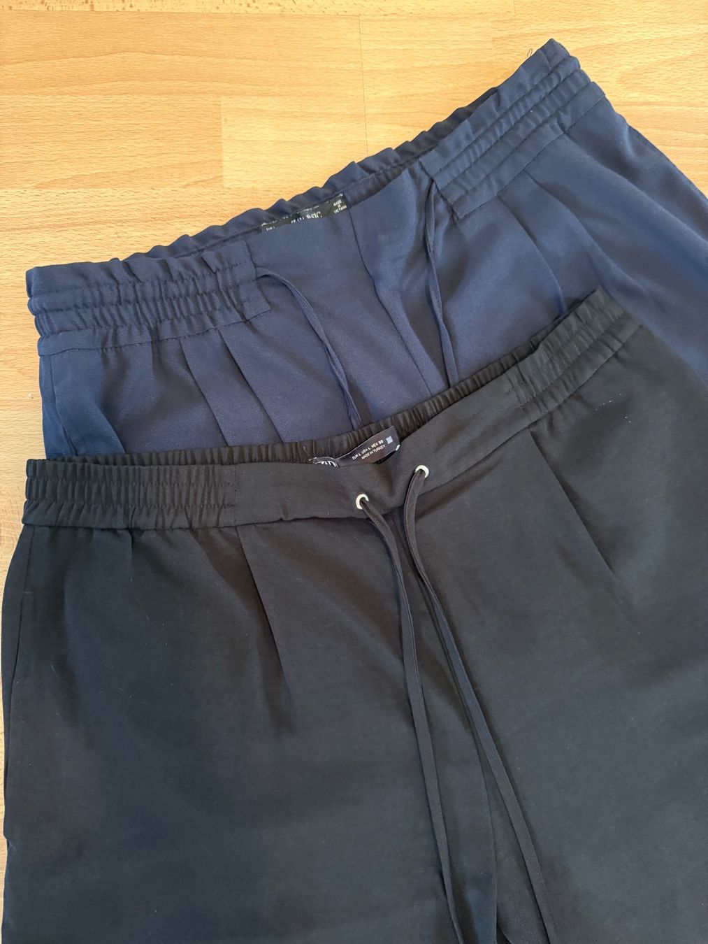 Zara Pantaloni: Stoffhose Zara – Usato da Wettingen venduto da Clodle81 1