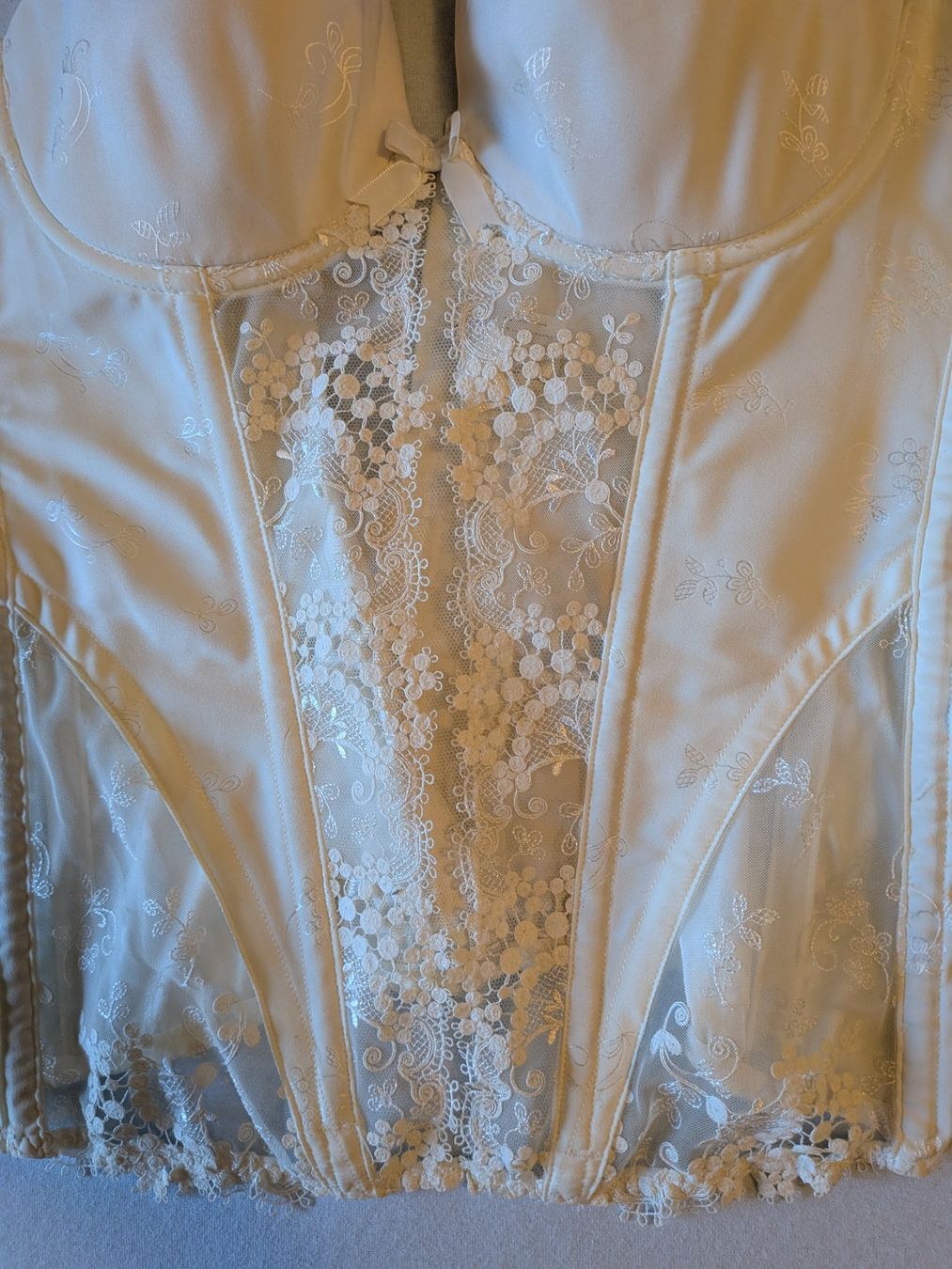 Sonstige Unterwäsche: BH Corsage – Neu (gemäss Beschreibung) aus Zuerich von Jme_zdk8 1