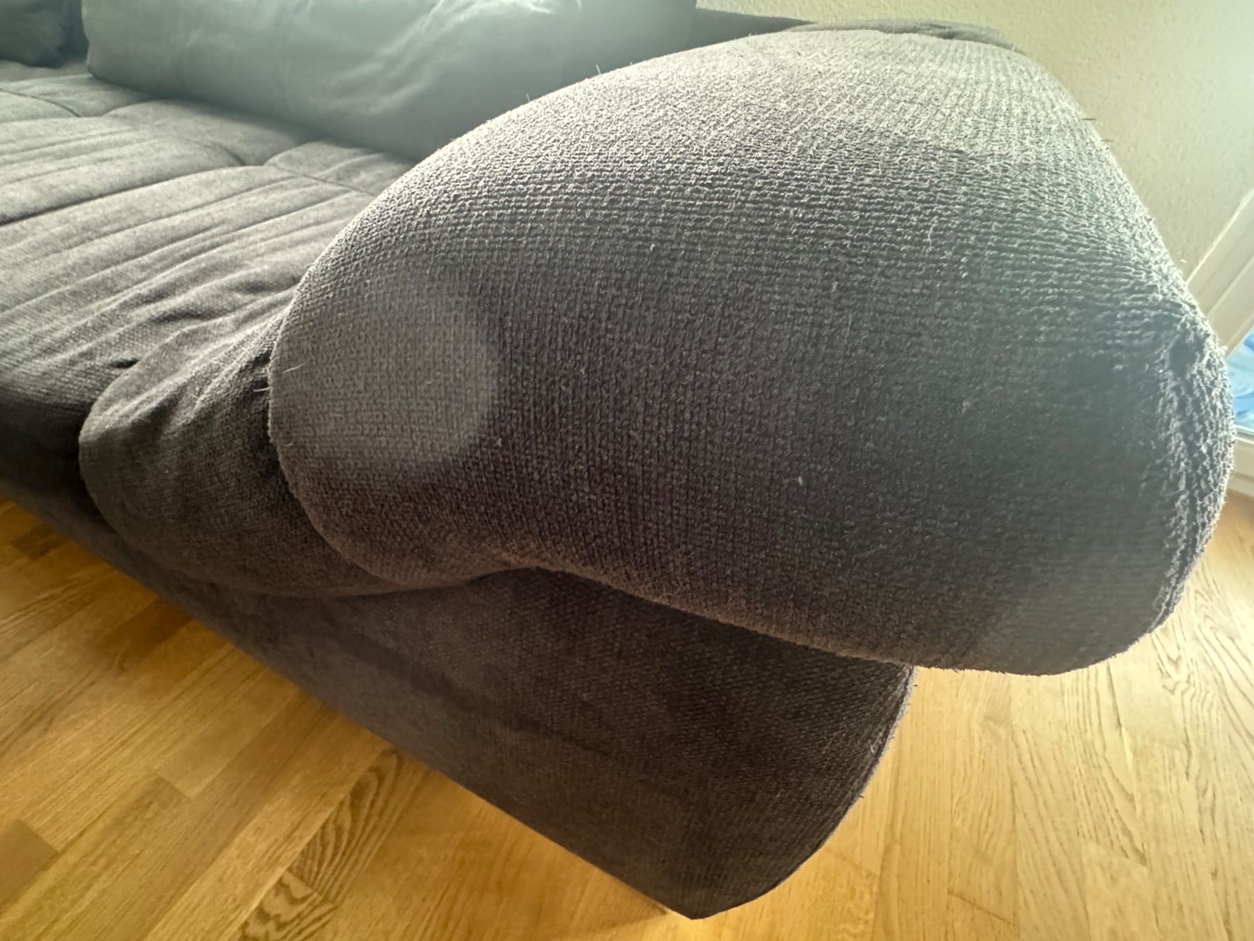 Divani: Gemütliches Sofa – Usato da Grossaffoltern venduto da MathanPanda 3