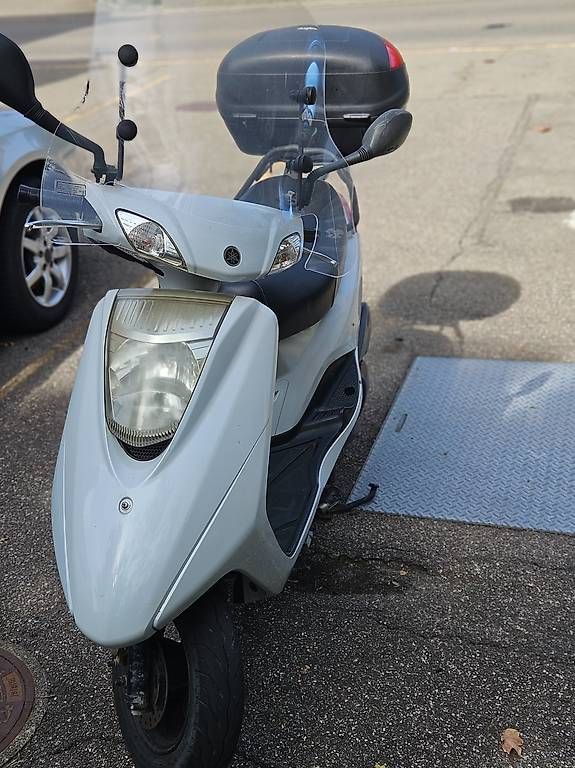 Scooters: Yamaha vity 125 Roller – Gebraucht aus Trüllikon von AaronF70