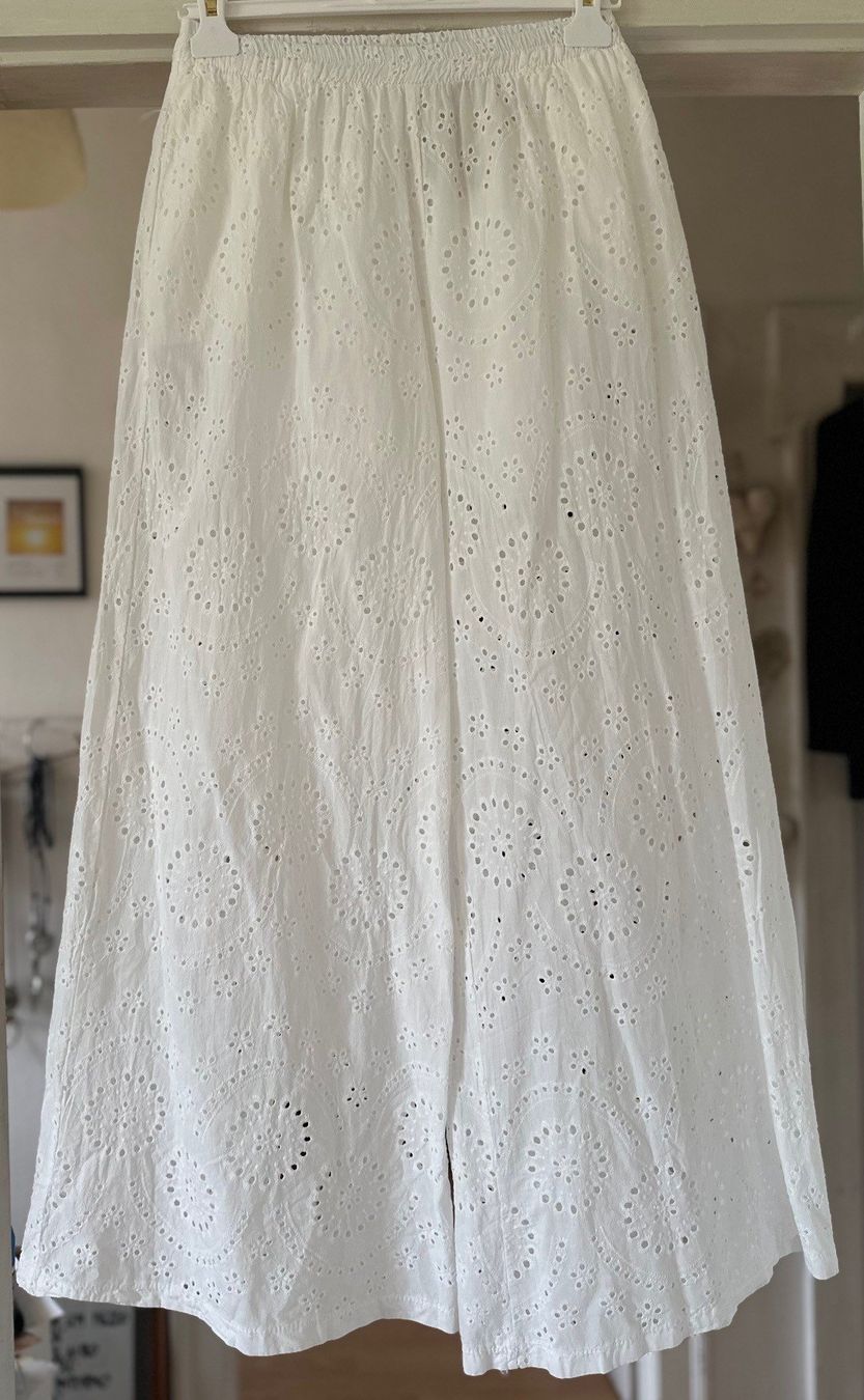 Hosen: PANTALONS EN COTON EN DENTELLE! M – Neu und originalverpackt aus Locarno von NicoNion