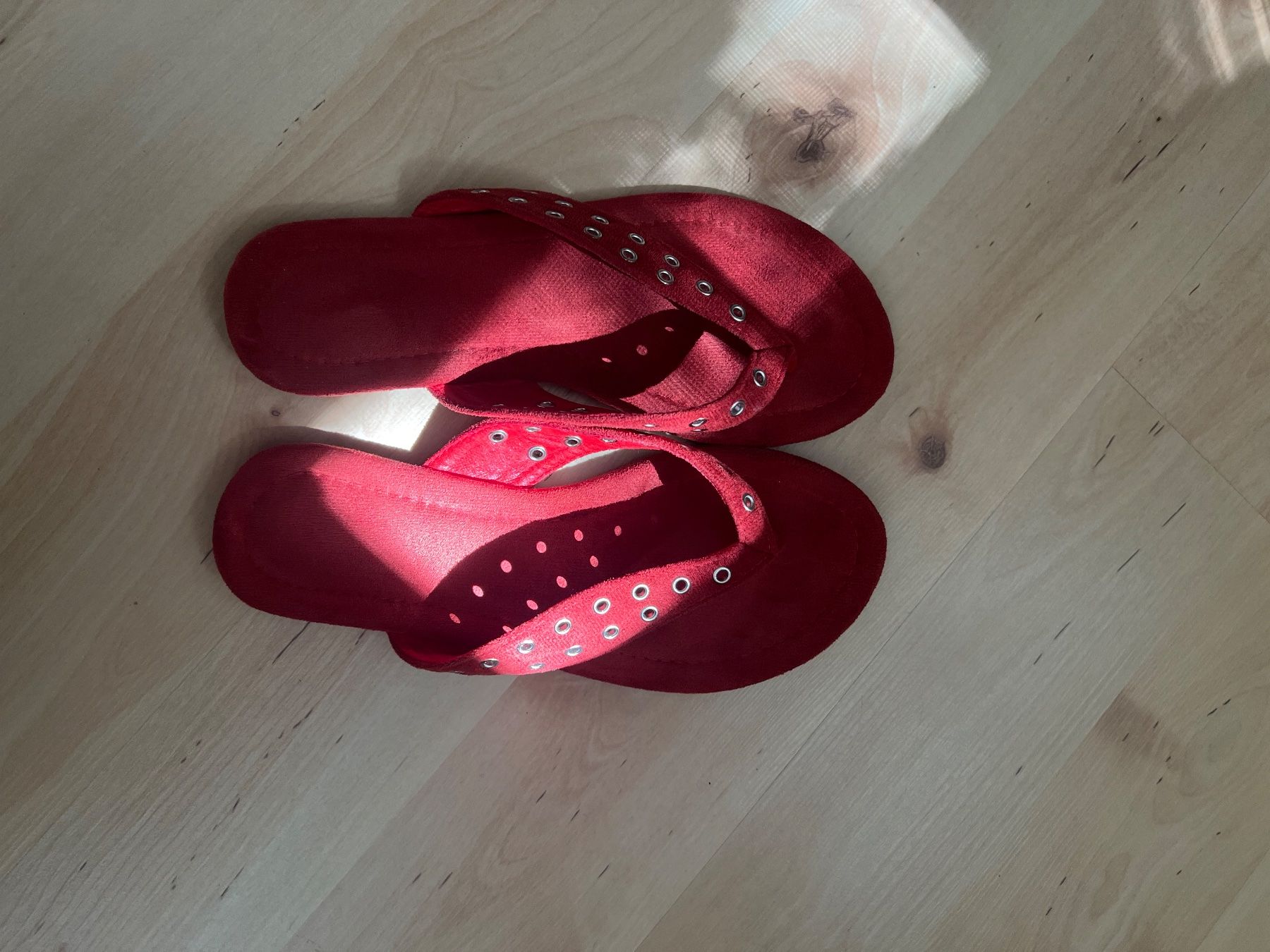 Damenschuhe: Flipflops – Gebraucht aus trimbach von Constancejeanine