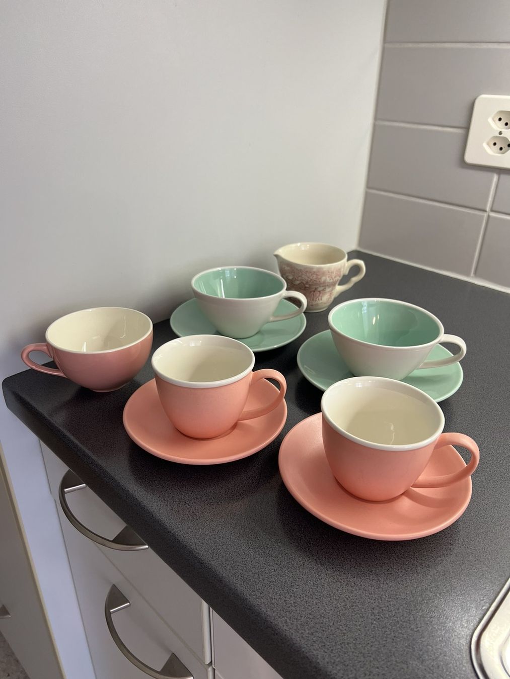 Tazze: Vintage Tee-Tassen Set, Pastellfarben – Usato da Basel venduto da M.M_ 3