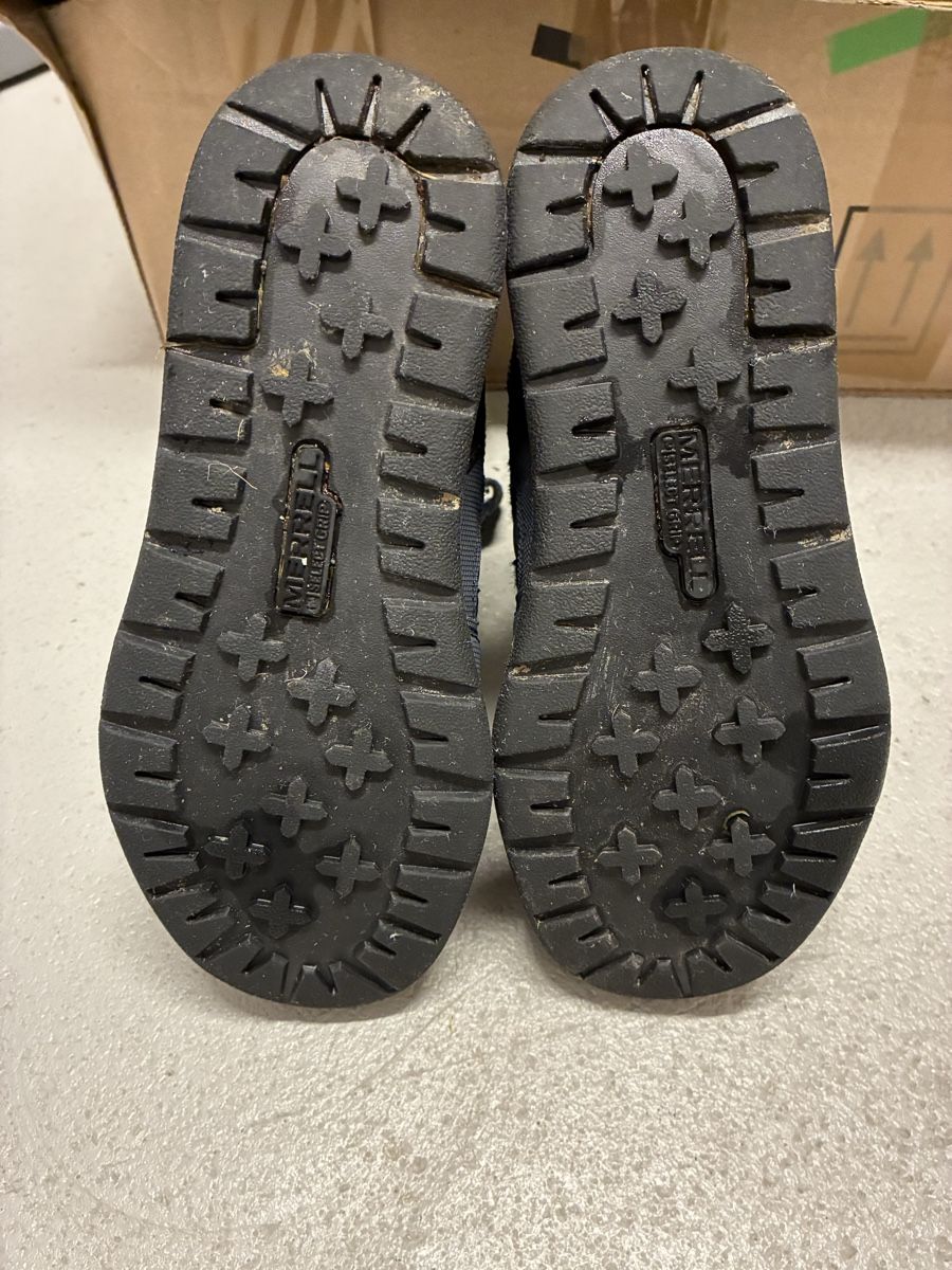 Merrell Schuhe für Jungen: Merrell Winterschuhe Grösse 32 – Gebraucht aus Männedorf von 3sacompany 3