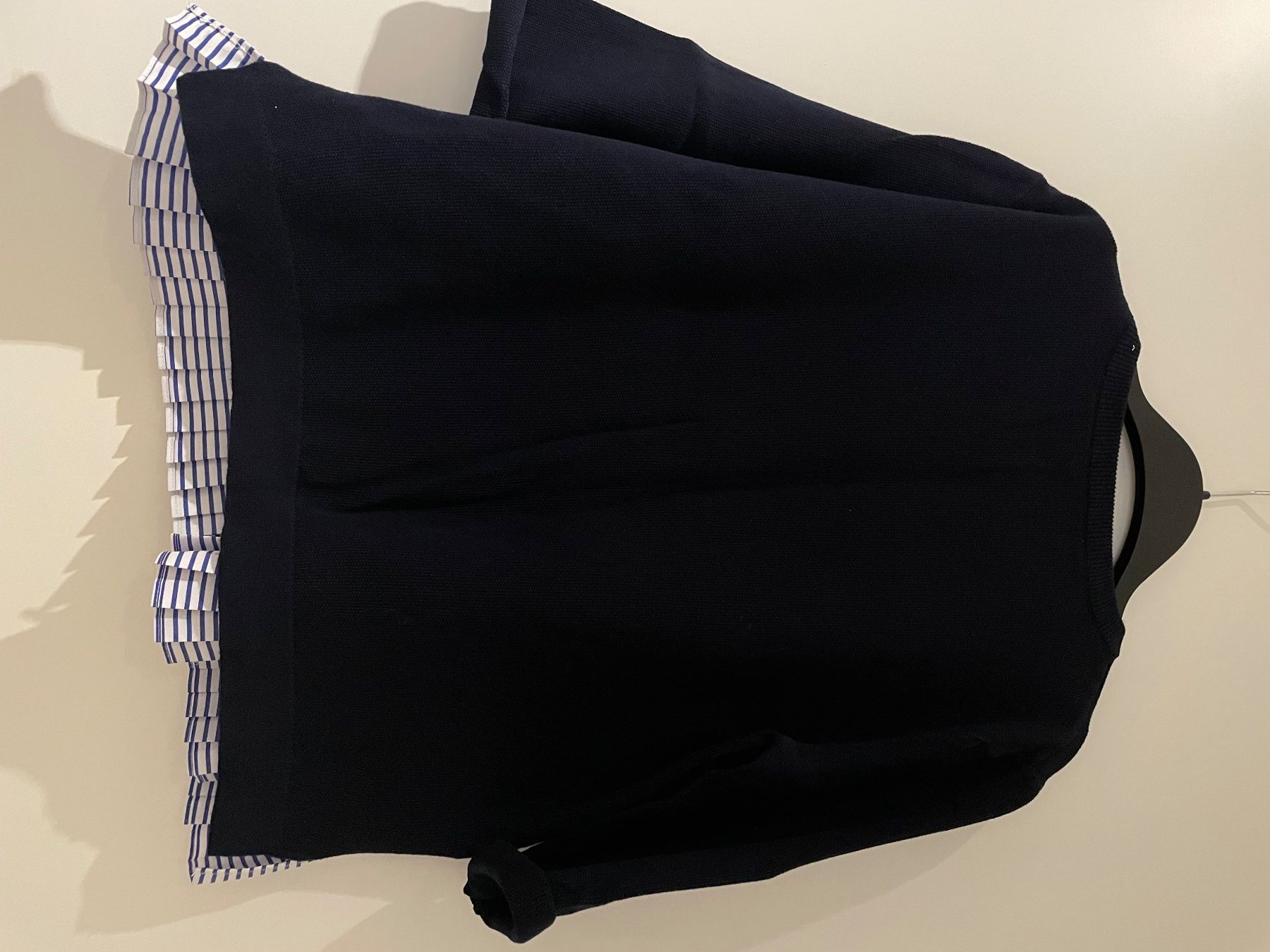 Top: Haut bleu marine – Nuovo (secondo la descrizione) da La Chaux-de-Fonds venduto da ju_paol2 4