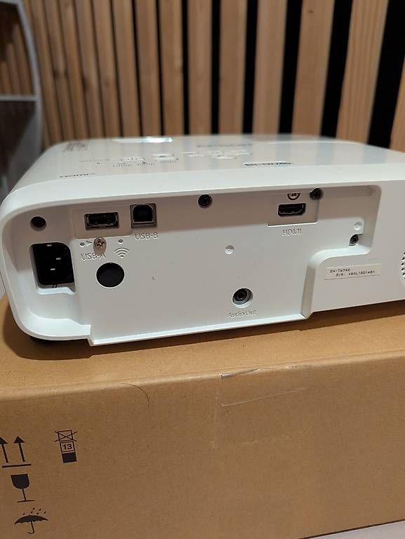 Videoprojektoren: Beamer Epson EH-TW740 – Gebraucht aus Emmenbrücke von gin_6djl 2