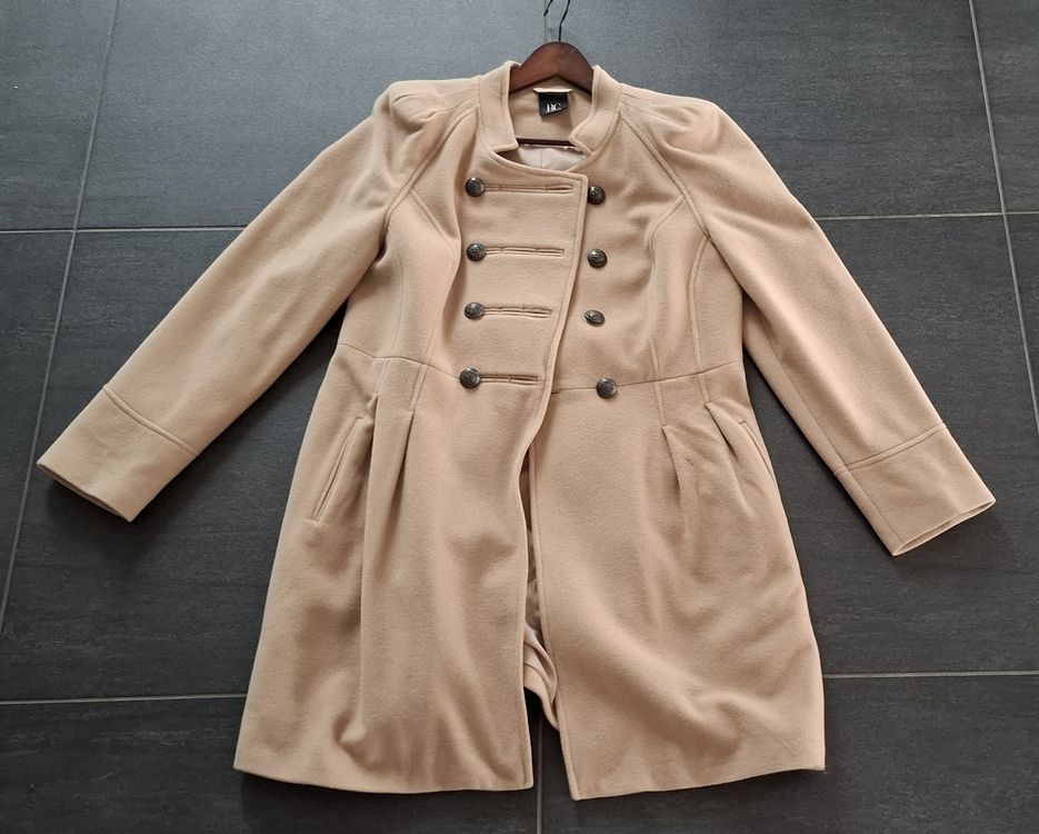 Schicker Damen Wollmantel in Beige Grösse 42 Top! (D'occasion) à