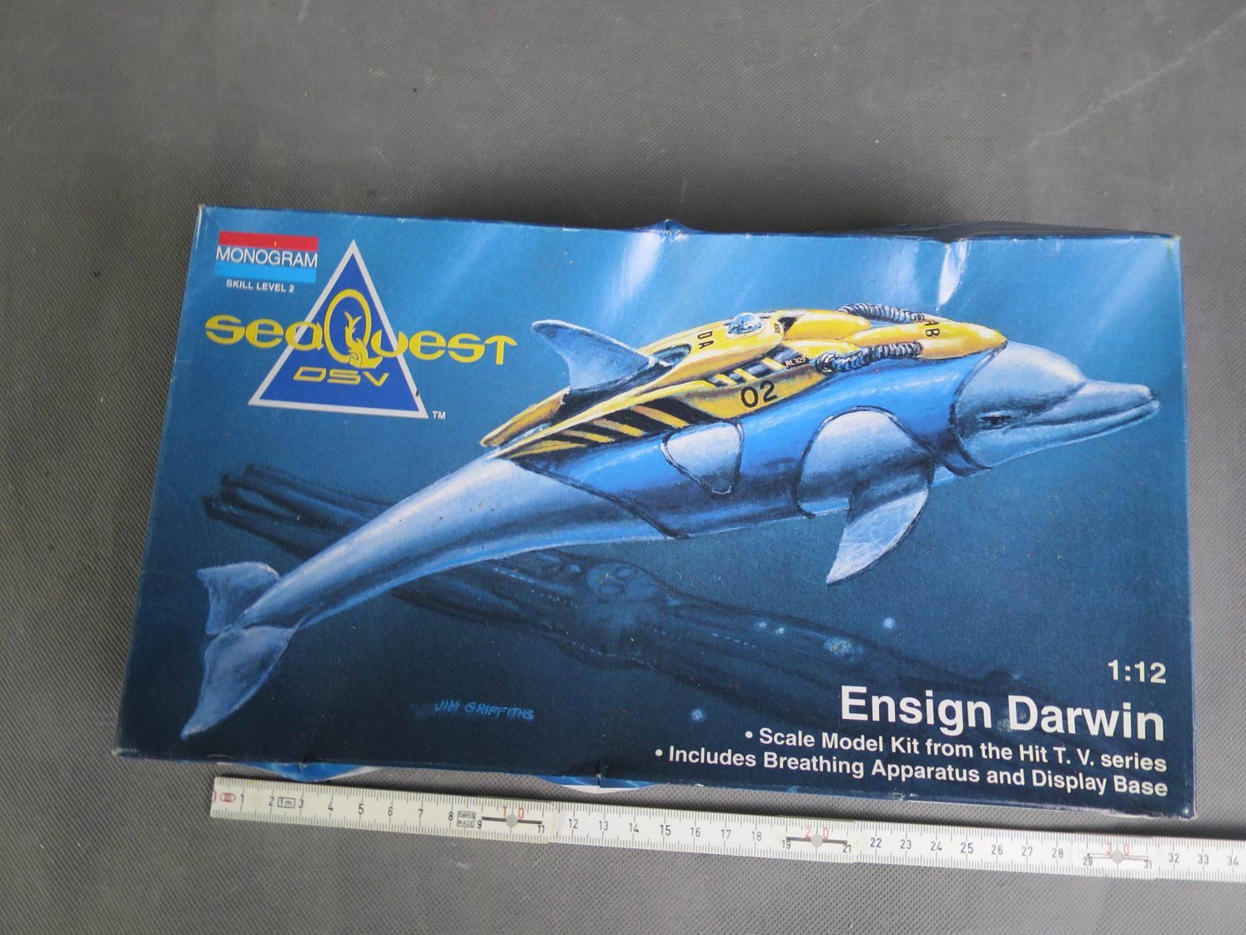 Modellbausätze & Standmodelle: SeaQuest DSV Ensign Darwin 1:12 Scale Dolphin Model Kit – Gebraucht aus Zürich von