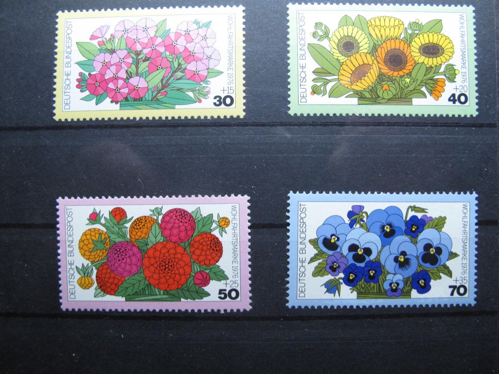 Tutti i francobolli: BRD 1976 Gartenblumen ** – Usato da Wil SG venduto da fva01