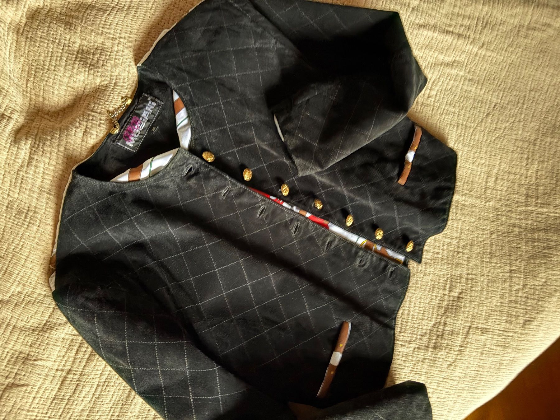 Giacche: Mobiani Suede Jacket – Usato da Luzern venduto da AM2nd 1