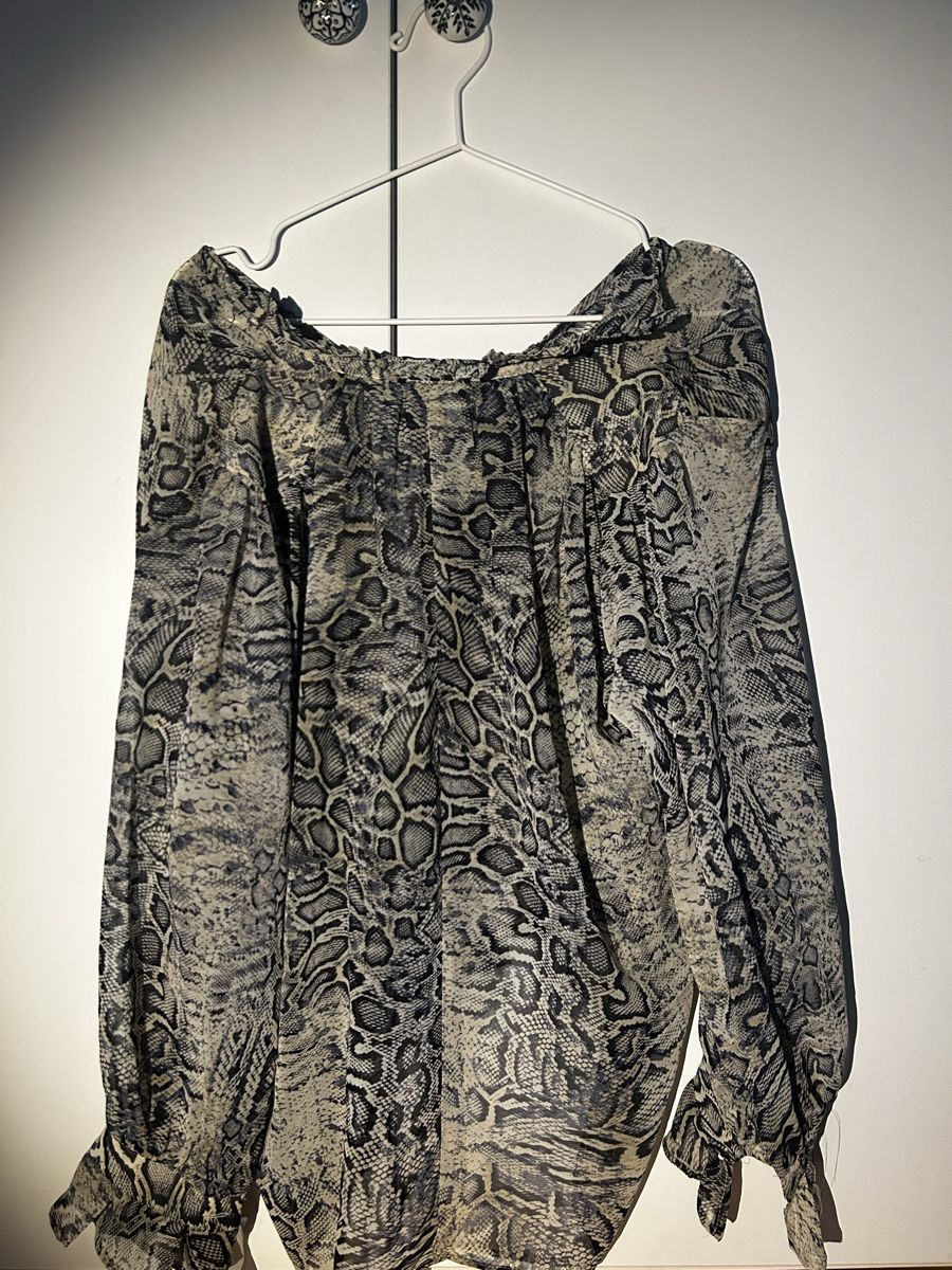 Zara Camicette: Zara Bluse, Schlangenmuster – Usato da Uster venduto da alin13e 4