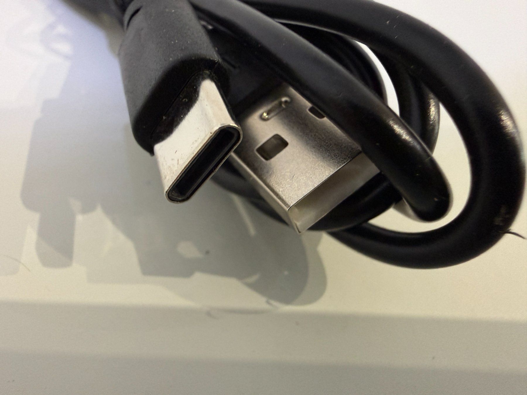 Câbles: USB-Kabel, USB Typ C auf USB Typ A, Länge 1m, Fabrikneu – Neuf avec emballage d'origine à Unterengstringen par Tnovus 5