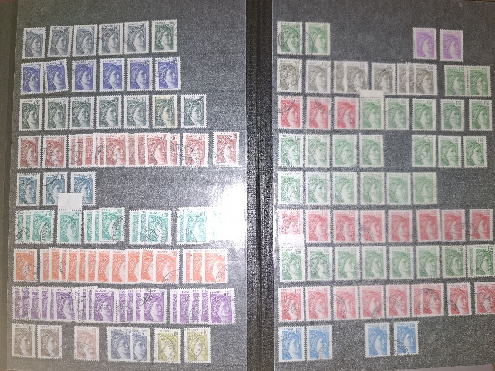 Tutti i francobolli: Briefmarkensammlung Frankreich eher Dubletten  – Usato da Balgach venduto da SIMEON27 3